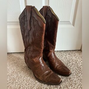 Corral size 8M Leather Cowgirl Boots